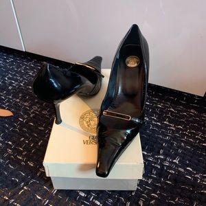 Gianni Versace Patent Leather Pumps